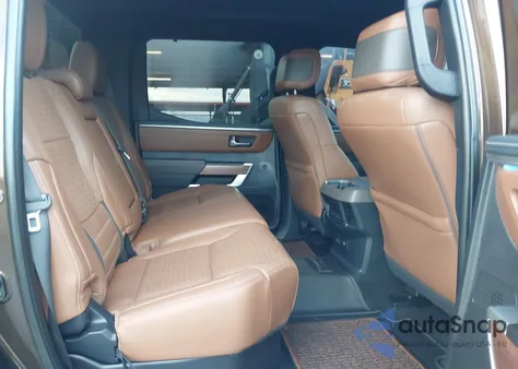 2023 Toyota Tundra 1794 Edition z USA, uszkodzony, nr VIN 5TFMA5DB3PX067281